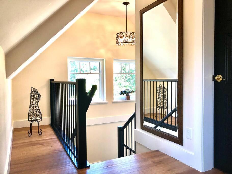 Seagull Studio Vacation Suite Sooke Bagian luar foto