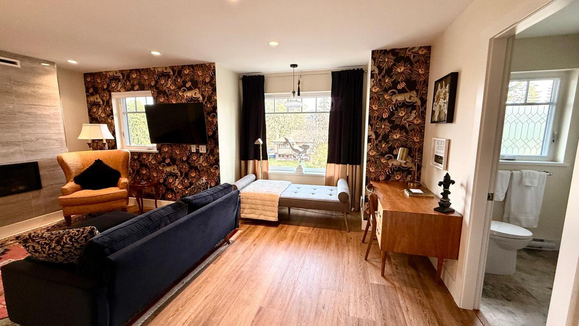 Seagull Studio Vacation Suite Sooke Bagian luar foto